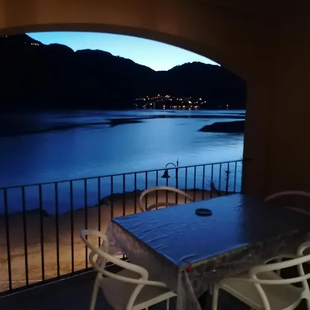 Lejlighed Newcastle On The Beach - Pool - Parking - Lake Como